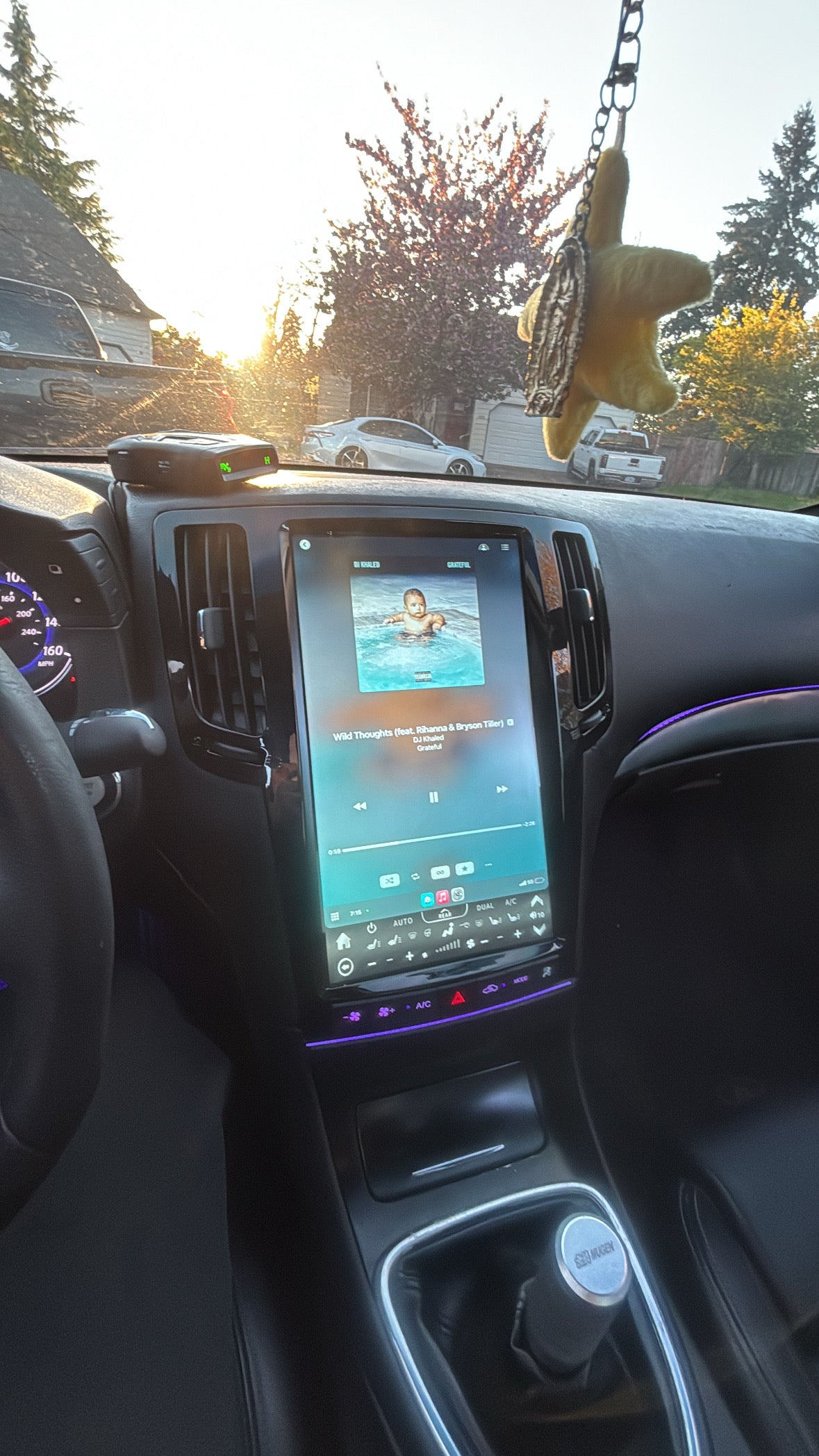 G37 Tesla CarPlay Screen