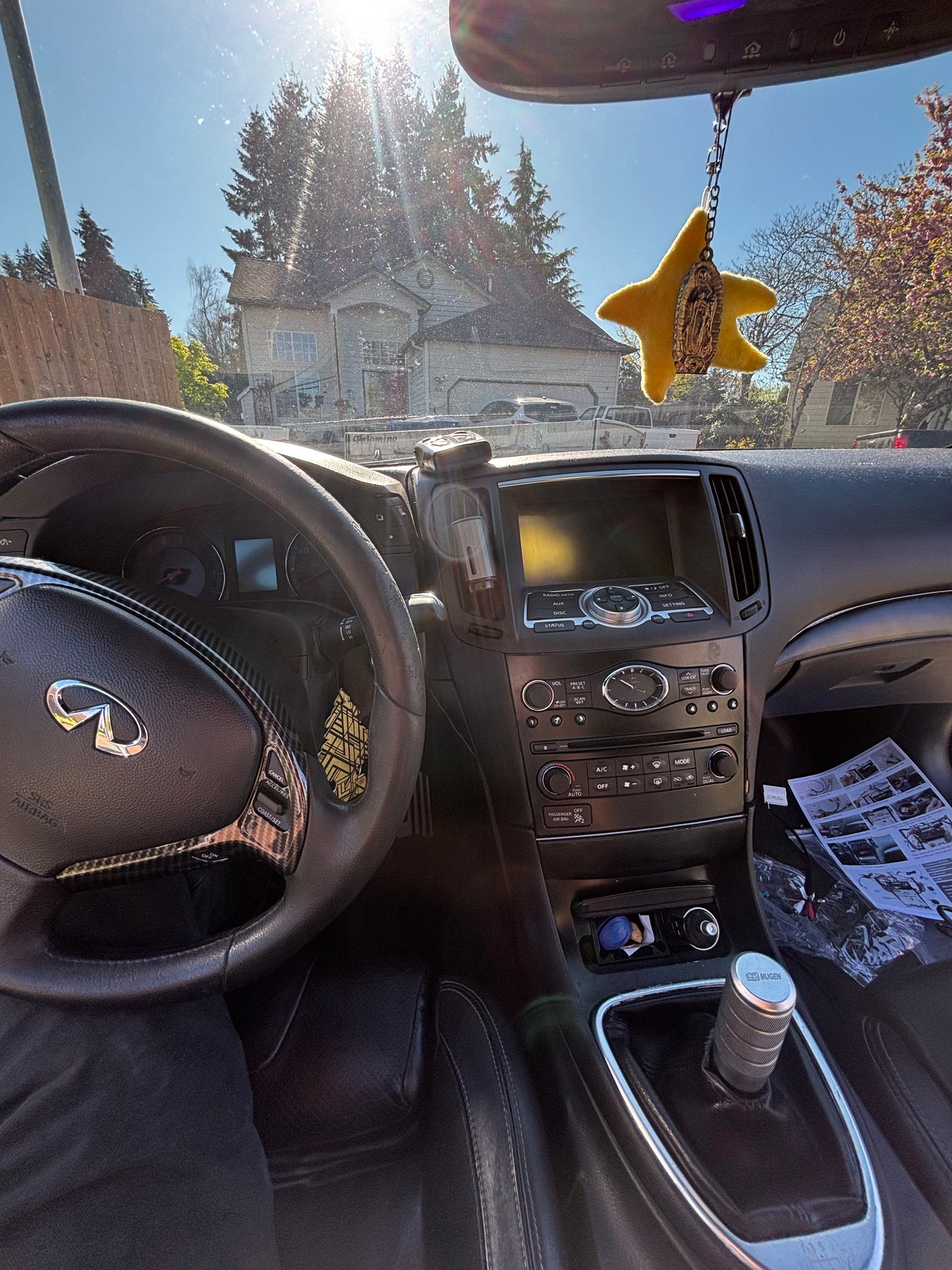 G37 Tesla CarPlay Screen